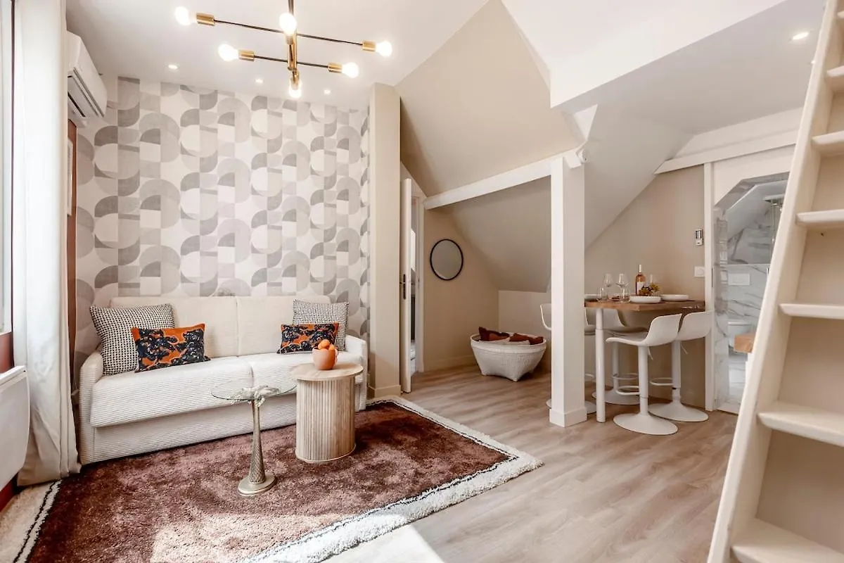A41#Republique # Marais # 1Bedroom # Paris03 # Ac location